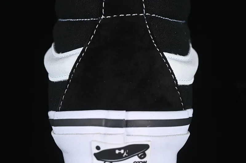 All categories Vans Vans series Vans Mid Vans China HommeGirls x Vans Sk8-Mid Fashionable and versatile mid-top casual vulcanized sneakers VN000NBNCJK